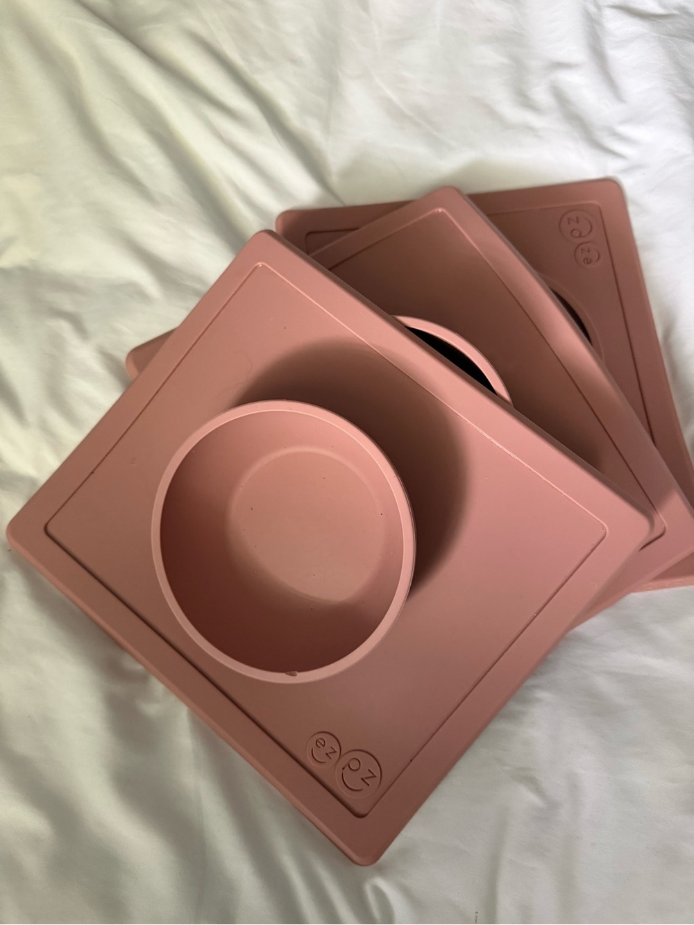 ezpz Happy Bowls – Set of 3 (Blush)